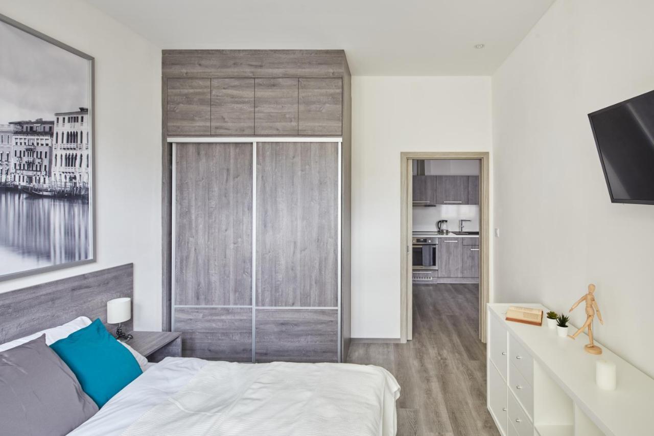 Minimalist Apartment On Wenceslas Square By Prague Days Luaran gambar